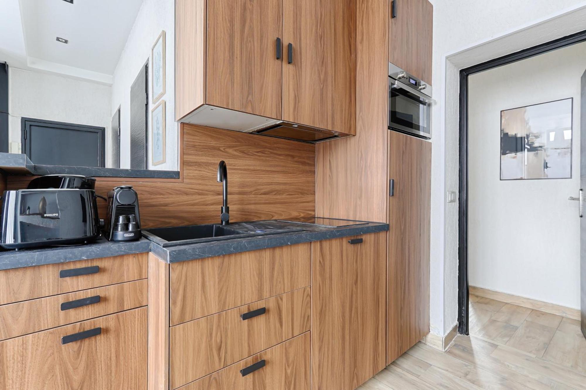 Appartement De Charme 2Br Canal Saint Martin ปารีส ภายนอก รูปภาพ
